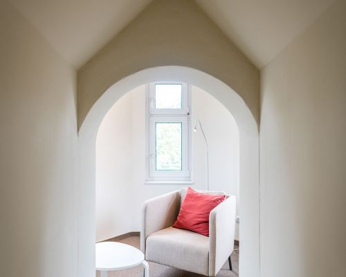 Stilvoll gestaltetes Doppelzimmer in zentraler Lage in Wittenberg.